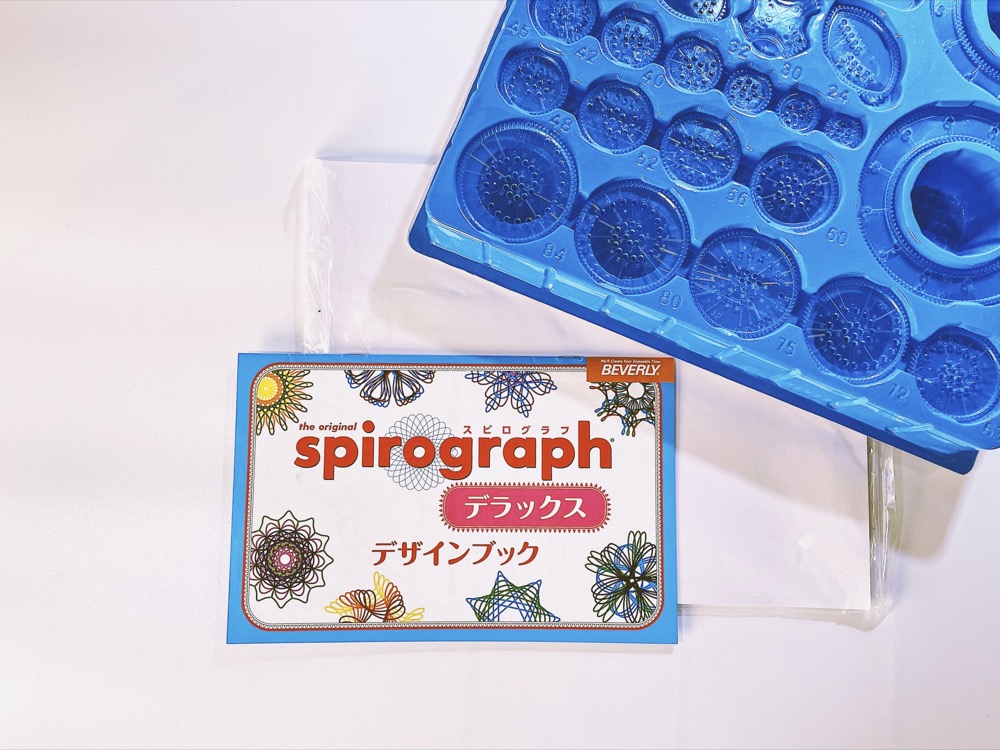 スピログラフ・デラックス　デザインブック