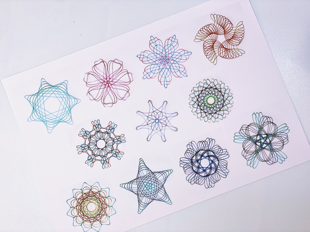 本家スピログラフで描いた模様