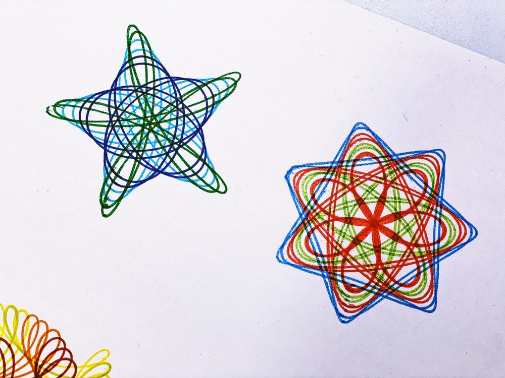 スピログラフをクリッカートで描く（拡大）
