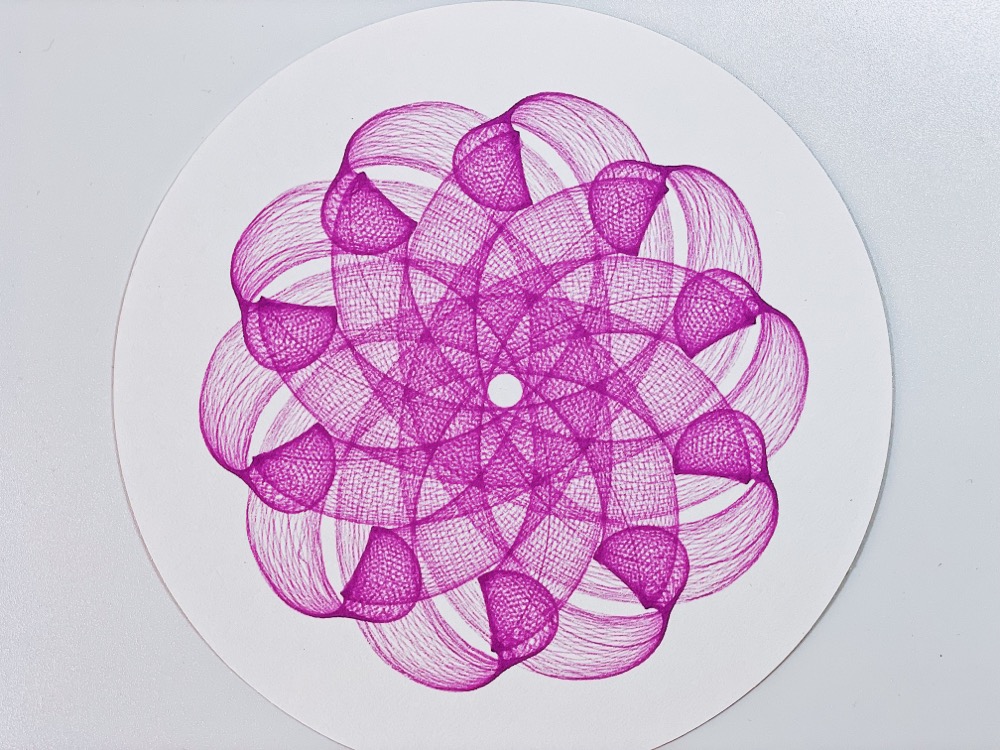 ヒプノグラフで描いた模様（その６）